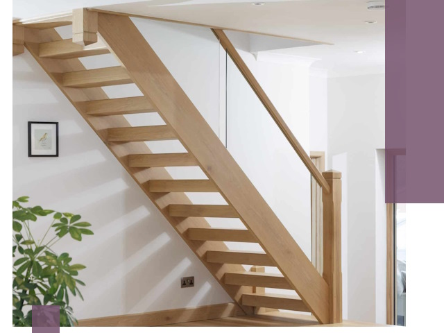 Изготовление деревянных лестниц под ключ в Вязниках для дома