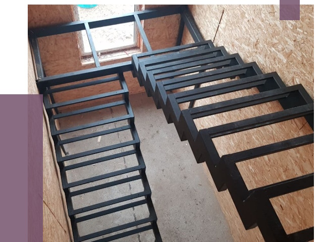 Демонтаж лестниц на металлокаркасе в Вязниках от 7692 руб. за м²