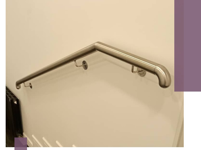 Изготовление пристенных поручней в Вязниках под ключ за сроки